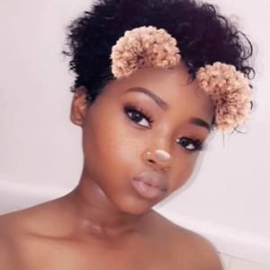 Meet your Posher, Mimí